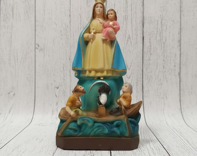 Statue of the Madonna Caridad del Cobre 20 cm (7.87 inches) in full resin marble decorated by hand, Italian artisan production