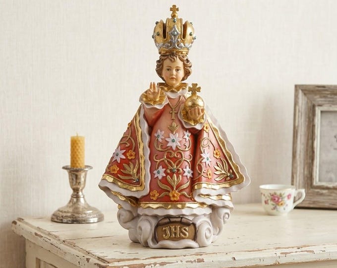 Statue of the Infant Jesus of Prague carved from Valgardena wood and hand-decorated, handcrafted in Italy.