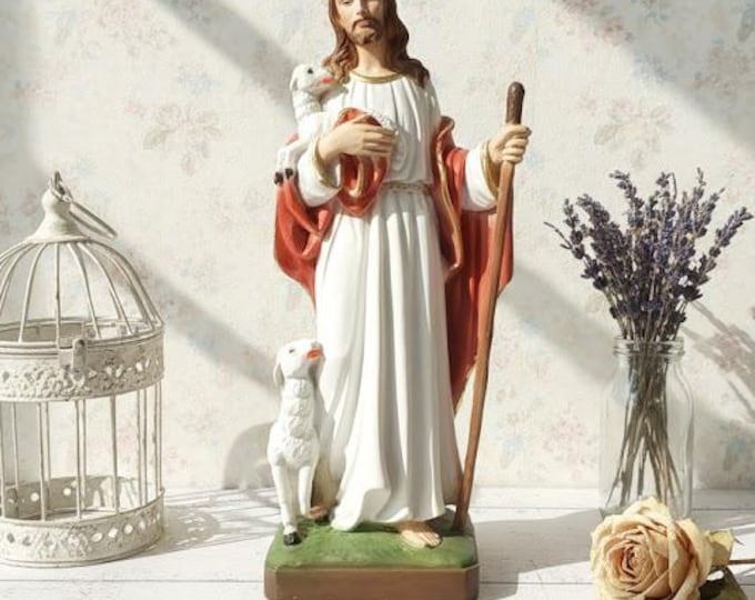 Statue of Jesus the Good Shepherd 30 cm (11.81 inches) in hand-decorated marble resin, Italian artisan production