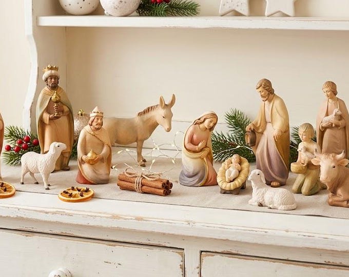 Rudolf nativity scene carved in Valgardena wood, 13 pieces, various sizes available, Italian artisan production