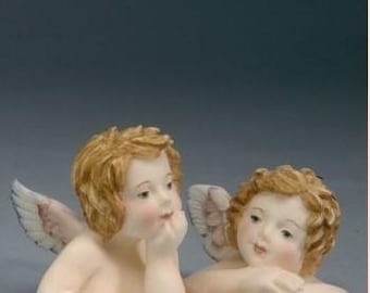 Raphael angel statue cm 13 (5.11 inches) made of alabaster powder, hand decorated, artisanal production, made in Italy