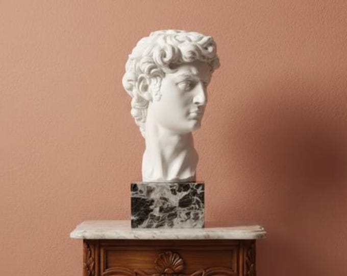 Classical sculpture of the head of Michelangelo's "David", 37 cm (14.56 inches) in alabaster powder, marble base, handcrafted, made in Italy