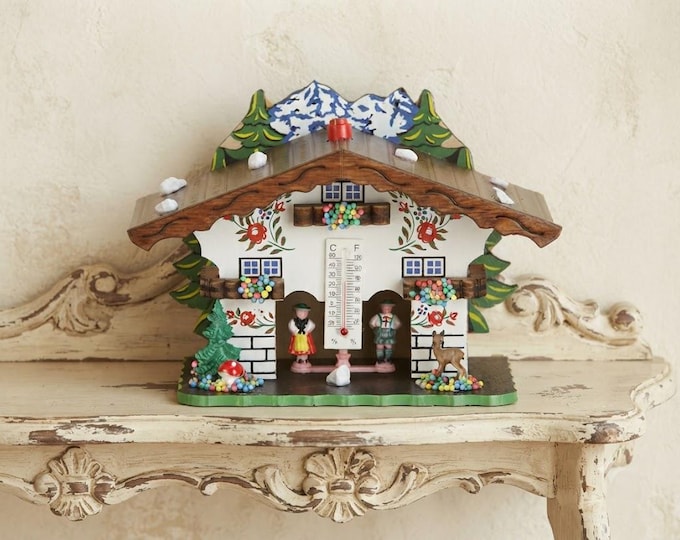 Handcrafted Alpine style maple wood timepiece house, 12 cm (4.72 inch), Italian artisan production