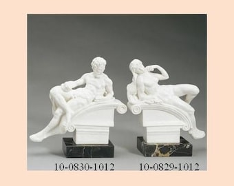 Pair of classical sculptures "Michelangelo's Day and Night", cm 23 and cm 20 (9.05 and 7.87 inches) alabaster dust, made in Italy