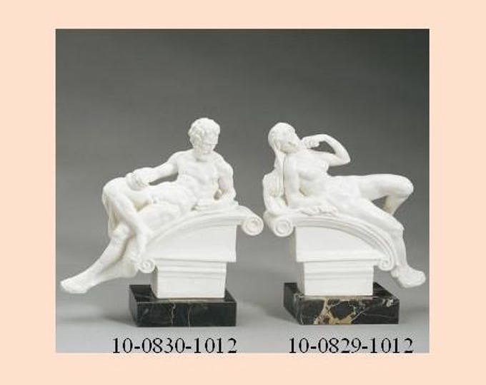 Pair of classical sculptures "Michelangelo's Day and Night", cm 23 and cm 20 (9.05 and 7.87 inches) alabaster dust, made in Italy