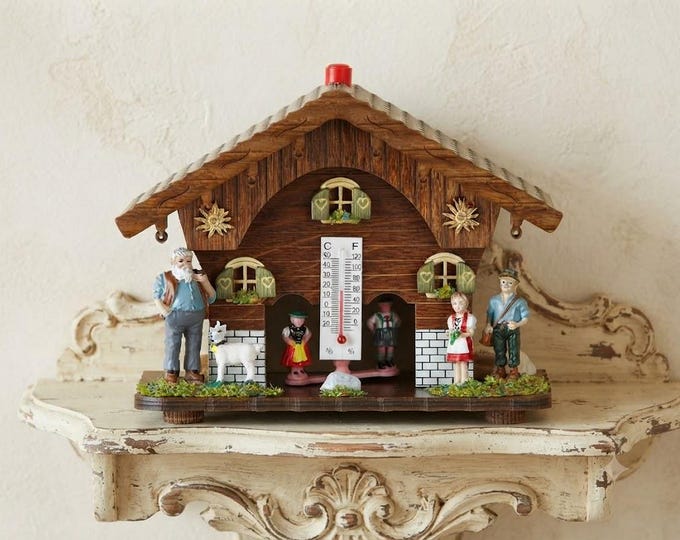 Alpine timepiece house Heidi model, wooden sculpture from Val Gardena 12 cm (4.72 inch) handcrafted in Italy