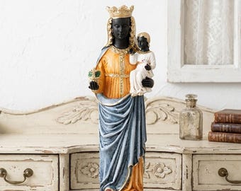 Statue of the Madonna of Oropa 27 cm (10.62 inches) in marble resin hand decorated, Italian artisan production