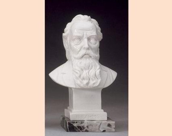 Johannes Brahms bust sculpture cm 14 (5.51 inches) in alabaster powder, marble base, handcrafted, made in Italy