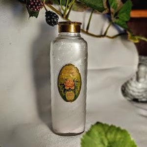 Rare Antique Richard Hudnut Rose of Omar Talcum Powder Bottle