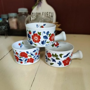 Rare Freiberg Cordoflam Handled Bowls Set of 3 Perfect Mid-Century Modern Cookware Matching Interior Floral Detail Pristine, Appears Unused