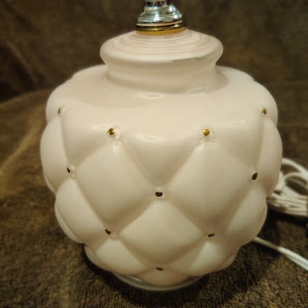 1950's Pink Satin Glass Quilted Pineapple Leviton Vanity Boudoir Lamp Light