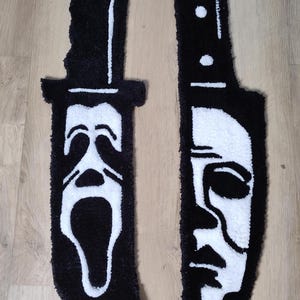 Scream / Mike Myers Horror Movie Character Knife Wall Hanging / Small Rug Halloween Decor