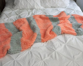 Hand Knit Blanket Small Stitch