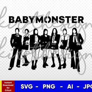 Puede incluir: Una taza de cerámica blanca con asa negra y el texto "But First, Coffee" en negrita negra. La taza se encuentra sobre un fondo borroso, sugiriendo un ambiente acogedor.