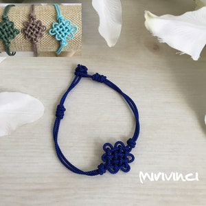Korean Traditional Knot Bracelet / Chrysanthemum knot