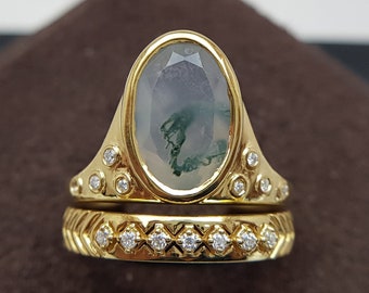 2.3 carat Moss Agate Oval Gemstone Ring. Wedding ring with band. Vintage Design Gold Ring. Victorian Green Moss Stack Ring in gold or silver