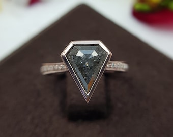 Diamond shaped, big Salt and Pepper Diamond Ring | Vintage Solitaire Ring| Valentine Gift | Rare Unique Wedding Gift | Shield your love Ring
