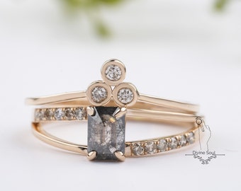 Emerald cut Salt and Pepper Diamond Ring. Unique Vintage Stackable Engagement Ring Set. Simple Wedding Ring Set. Natural Galaxy Diamond Ring