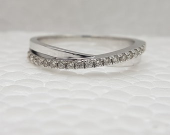 Diamond Rings and Band
