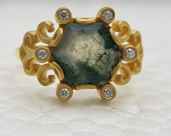 Hexagon Cut Green Moss Ring Matte Gold Victorian Art deco Ring | Nature Loving Stone Wedding Ring | Unique Vintage Fairy Green Stone jewelry