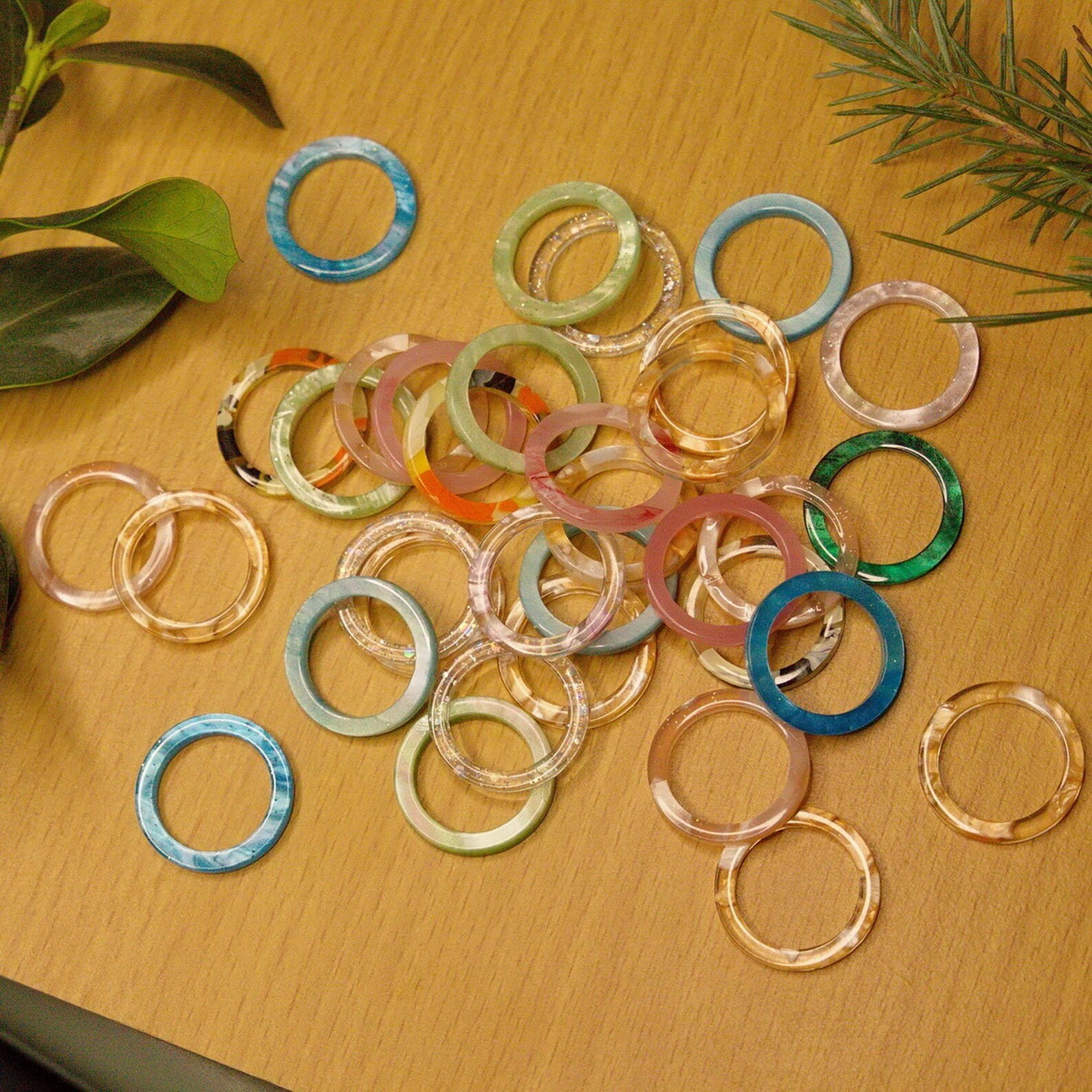 A Set of 10 Random Acrylic Rings Retro Colorful Resin Rings Etsy