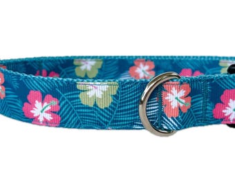 Blue Hibiscus Dog Collar: Adjustable Summer Style