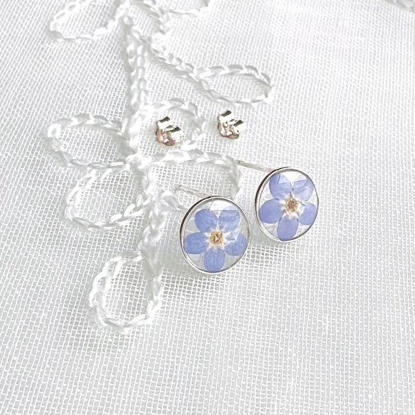 Real Forget Me Not Sterling Silver Stud Earring, Handmade Pressed Flowers Tiny Small Circle Round Earrings, Blue Flowers, Gifts for Her