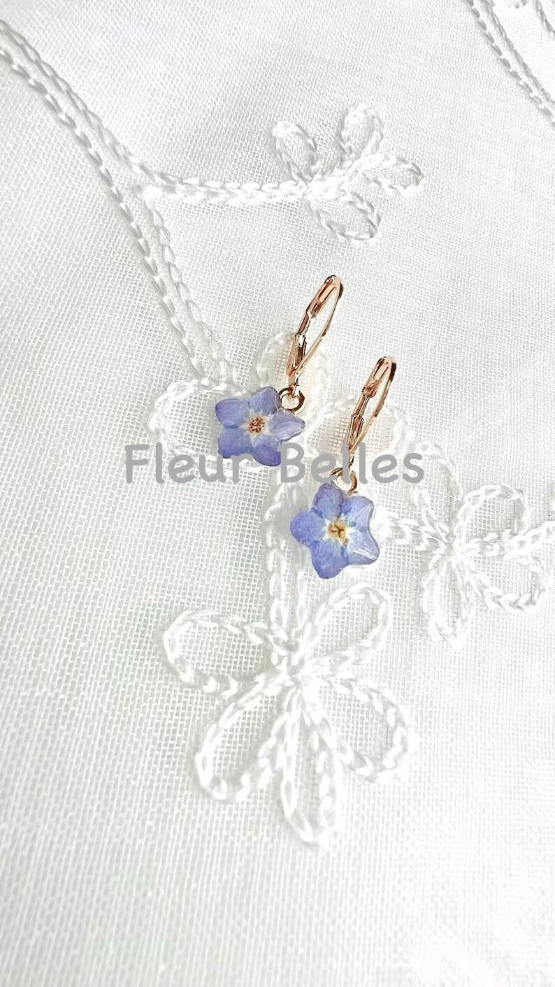 Real Forget Me Not Dangle Earrings, Handmade Tiny Real Pressed Flower Earrings, Sterling Silver, Gold Plated, Jewellery Lover, Gift for her Bild 3