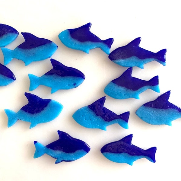 COE 96 fused glass fish, marbled blue - 1 inch - pack of 7