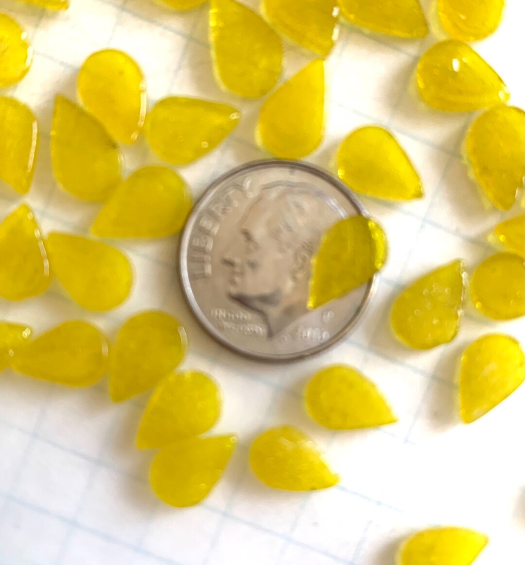 COE 96 Fused Glass Flower Petals Teardrops 3/8 Inch Transparent Yellow