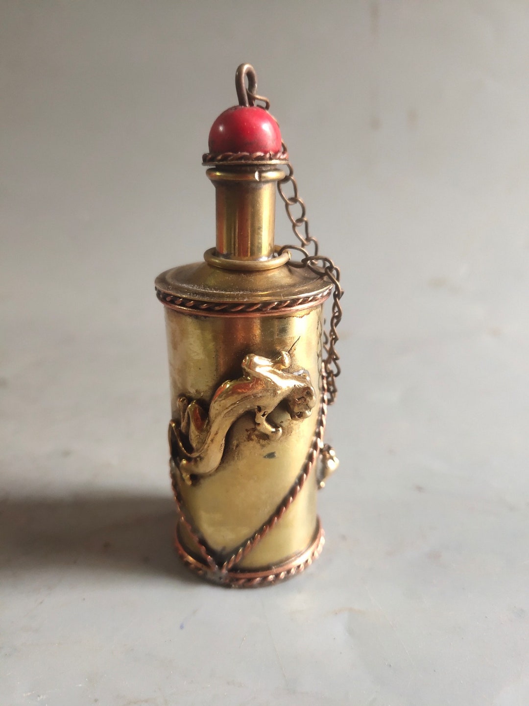 Early Collection Pure Copper Snuff Bottle Gem Inlaid Snuff Bottle Gift