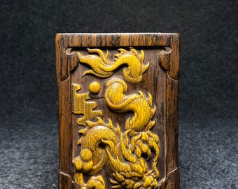 Chinese antique hand-carved bamboo carving dragon pattern pen holder ornaments, beautifully shaped