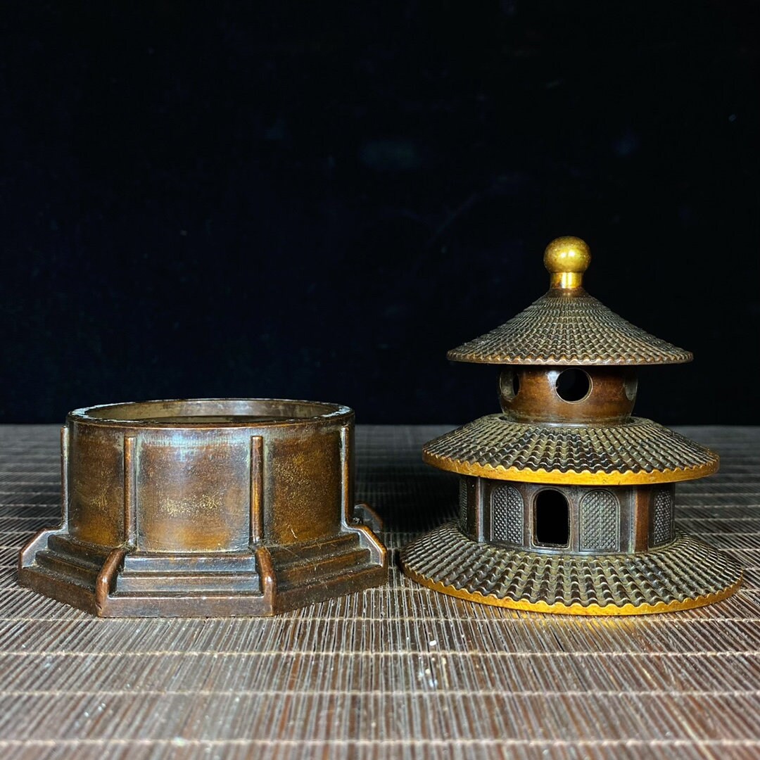 Chinese Antique Hand-carved Pure Copper Gilt Pagoda Incense