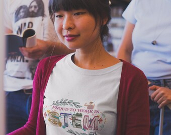 Stolz auf die Arbeit in STEM T-Shirt
