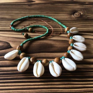 Kauri Muschel Kette: Holz Achat & Türkis Boho Schmuck
