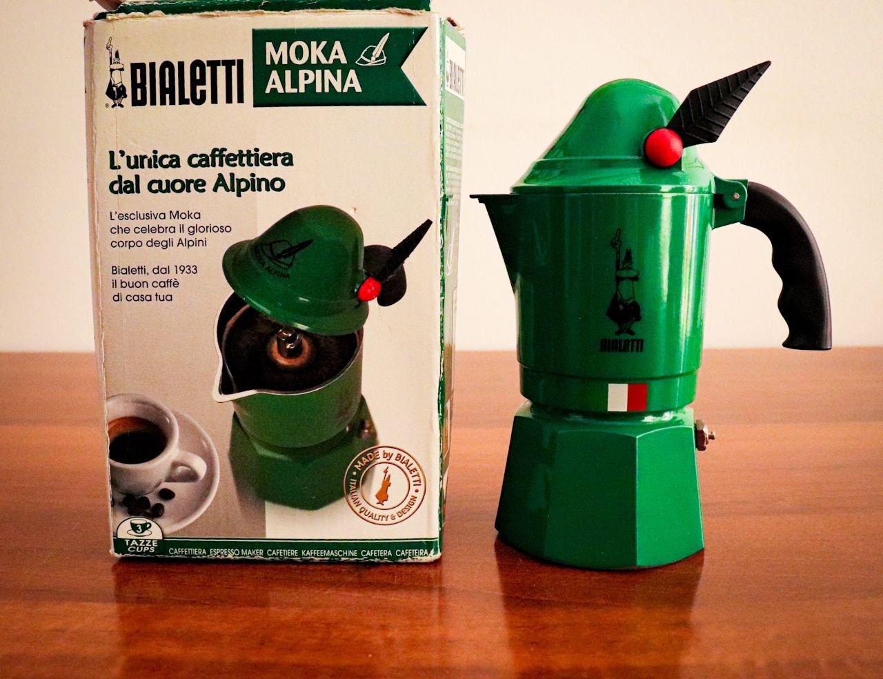 Hot Selling Custom 9cups Green Espresso Coffee Maker Moka