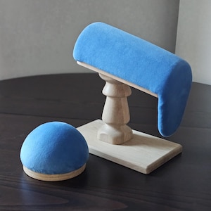 Kit tailor&#39;s ironing boards for steam ironing of the silhouette of the shoulder and bust. Ironing eguipment.