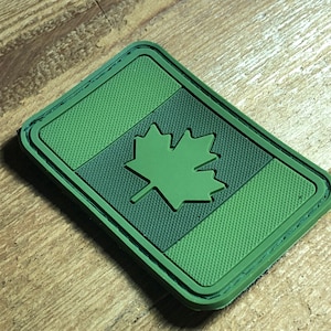 PVC Forest green Canadian flag 3D pattern Maple leaf Tactical Patch Morale Army vest shoulder Canuck ifak bag