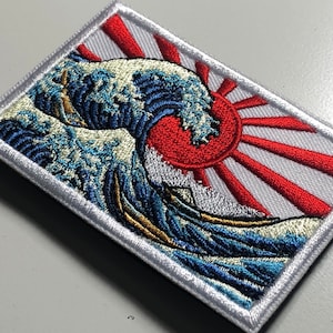 Patch pour le moral de la grande vague de KANAGAWA emblème japonais art de la vague des tsunamis, ouragans soleil japonais Nippon Hokusai Dekai image 1