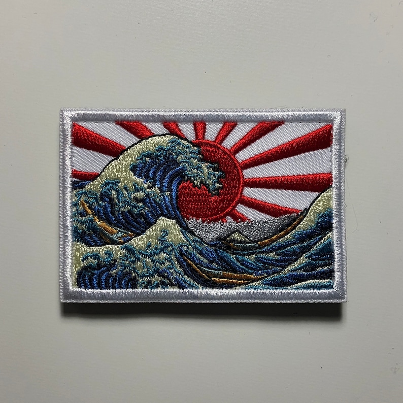 Patch pour le moral de la grande vague de KANAGAWA emblème japonais art de la vague des tsunamis, ouragans soleil japonais Nippon Hokusai Dekai image 2