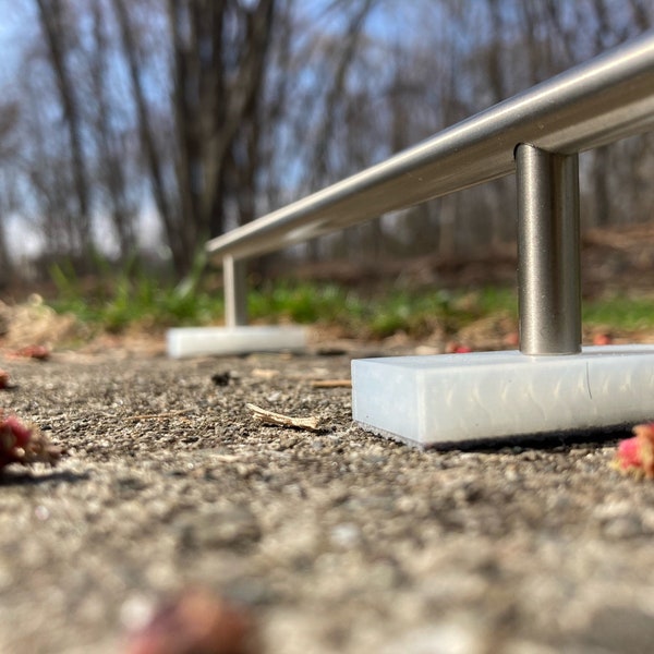 Rad Rails 10” Fingerboard Skatepark Obstacle Round Metal Miniature Grind Rail 3D Printed Base Compatible with Tech Deck Mini Skateboards