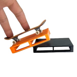Rad Rails Fingerboard Skatepark Obstacle 3” conjunto de paletes impressos em 3D laranja preto compatível com Tech Deck Mini skates para truques e saltos