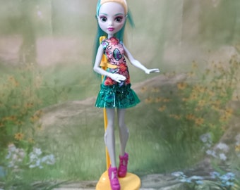 Monster high doll Lagoona Blue/ Comic book/ Gen 2/ collectibles / rare/ Mattel