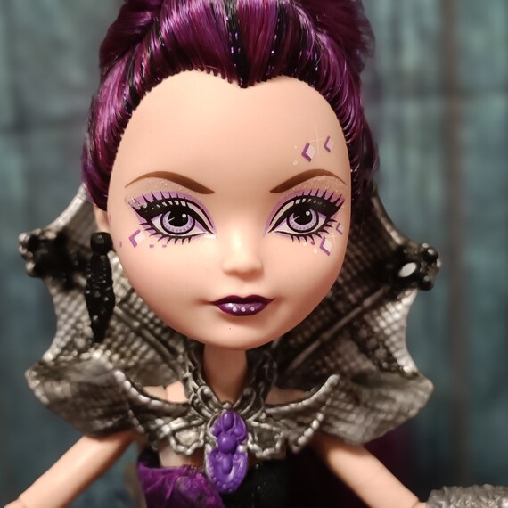 Ever After High Thronecoming Raven Queen