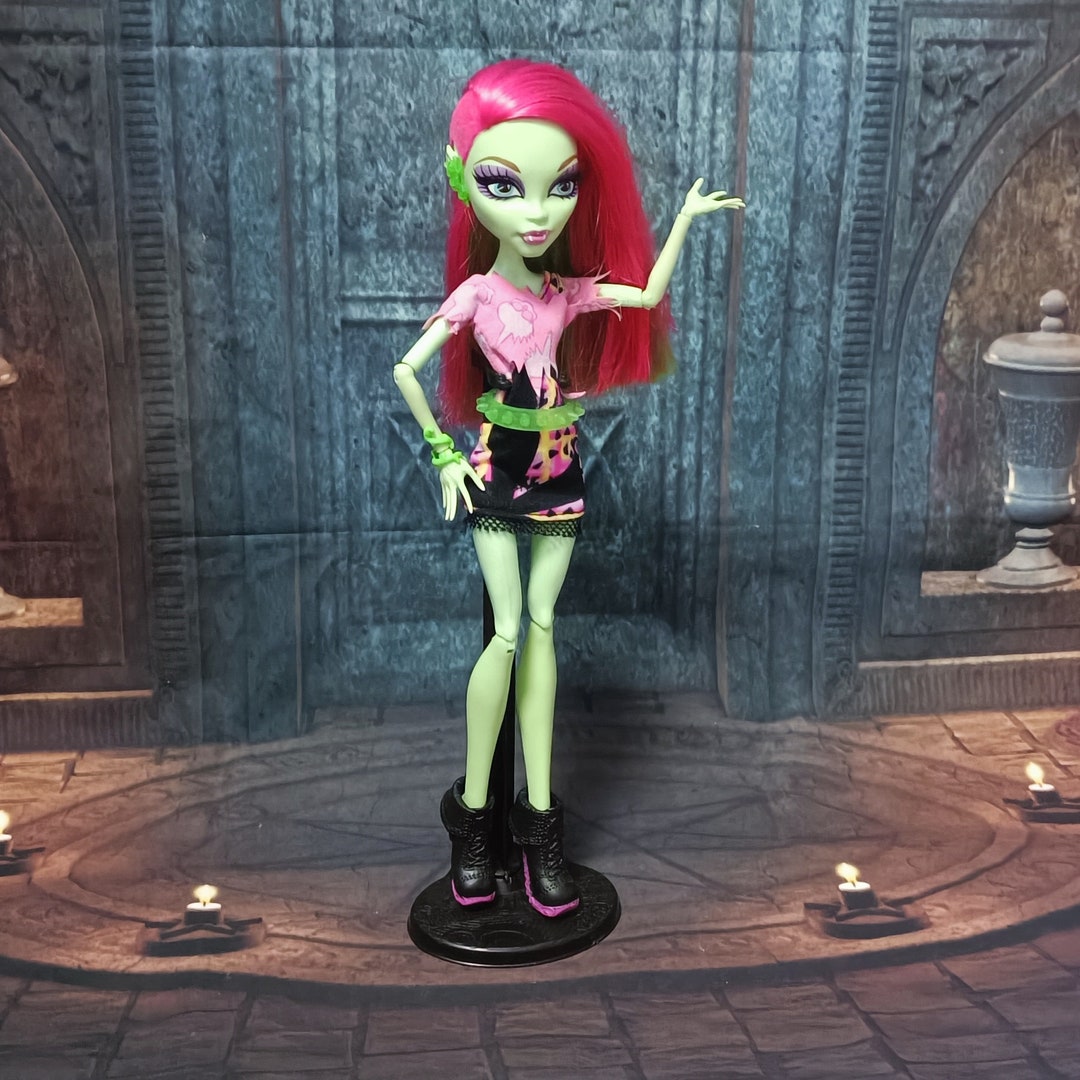 Monster High Doll Venus Mcflytrap Music Festival / Etsy