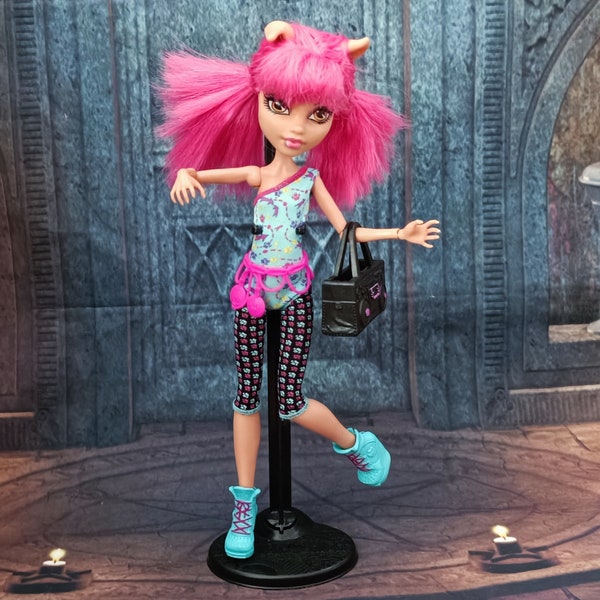 Monster high doll Howleen Wolf Dance Class/ collectibles / rare/ Mattel