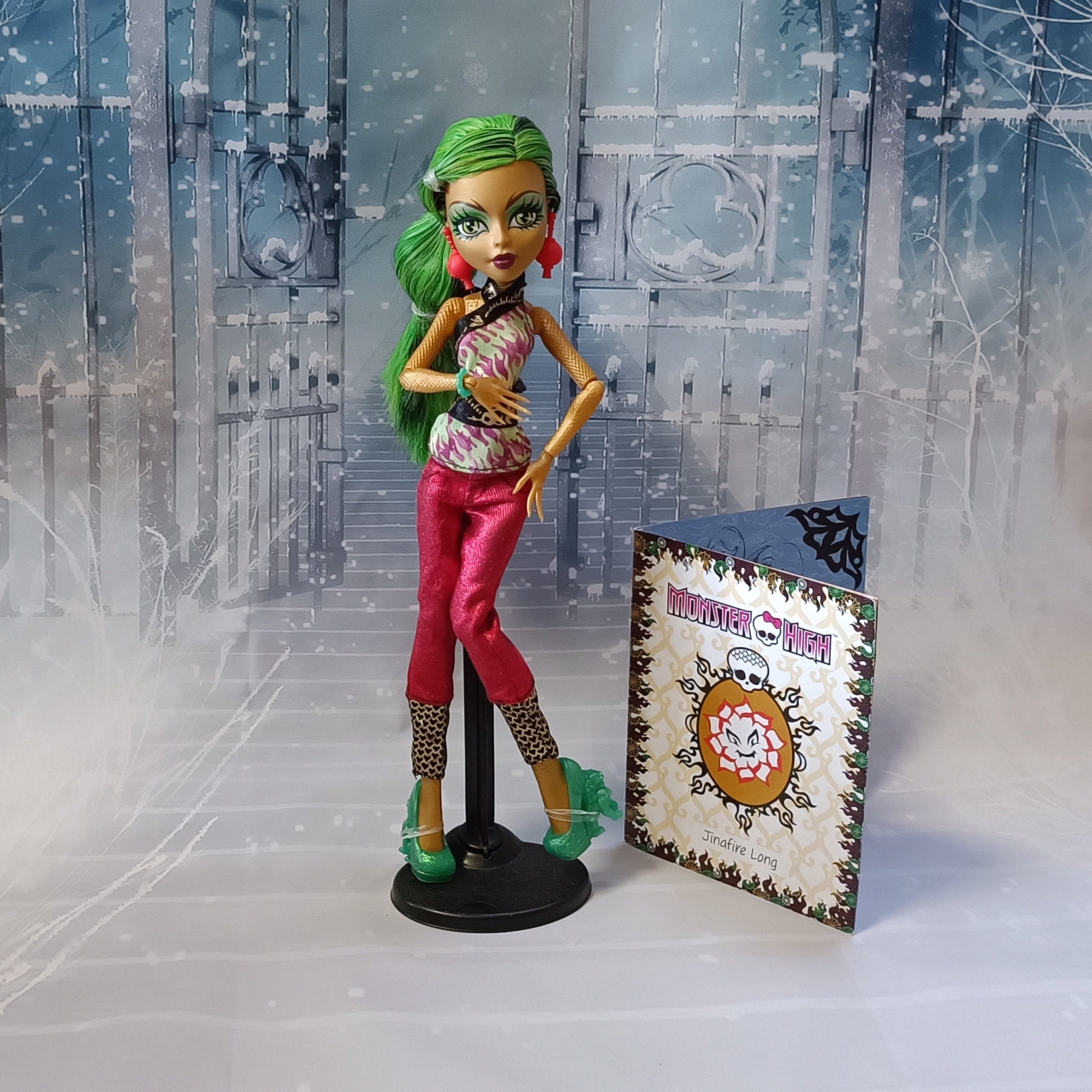 Jennifer long monster high hot sale doll