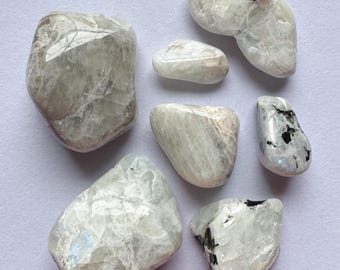 Pierres de lune arc-en-ciel dégringolées, pierre de naissance de juin, au choix