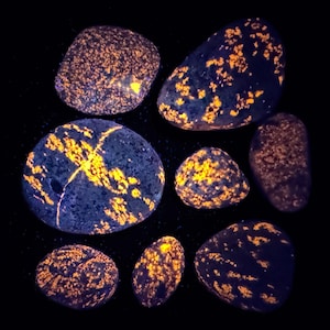 Rough/Raw Yooperlite Emberlite Stones, Pebbles, Healing Crystals - Please Read FULL Description