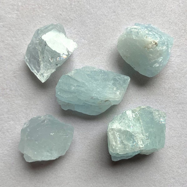 Rough/Raw Natural Aquamarine Gemstone Stones/Healing Crystals March Birthstone - Please Read FULL Description